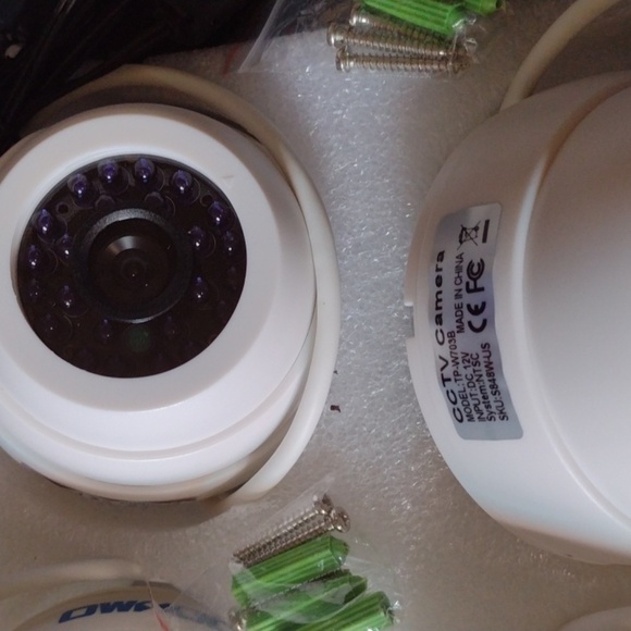 Owsoo High Definition Security Camera Kits - Picture 2 of 5